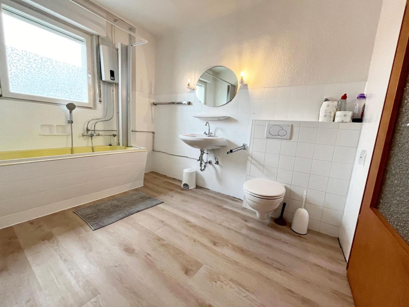 5 Room Apartment In Zuelpich Zulpich Eksteriør billede